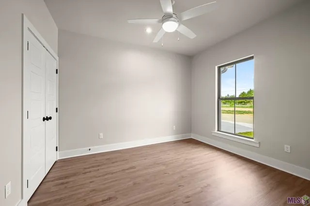 $195,500 | 8007 Arnold Road, Unit 3B, Denham Springs, LA 70726