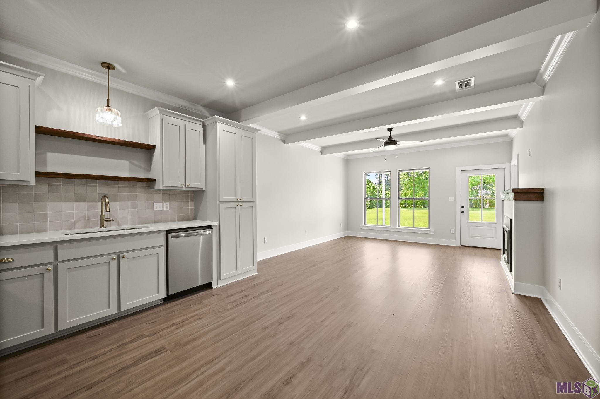 8007 Arnold Road, Unit 3B Denham Springs, LA 70726 - Photo 6 of 17