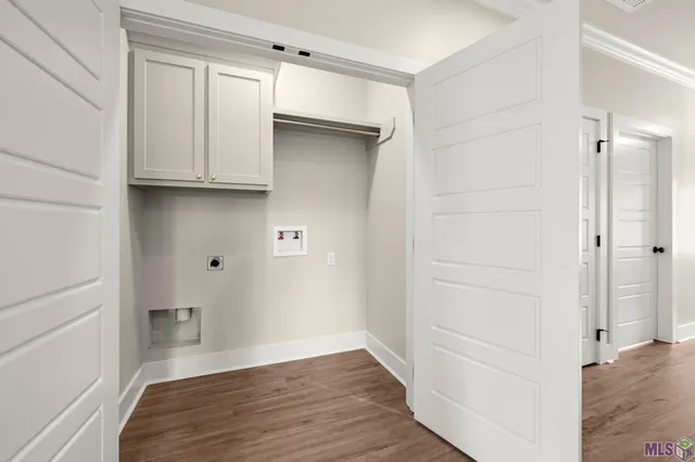 $195,500 | 8007 Arnold Road, Unit 3B, Denham Springs, LA 70726