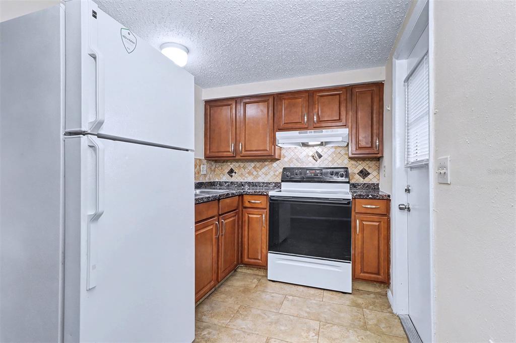 5441 Oceanic Road Holiday, FL 34690 - Photo 7 of 13