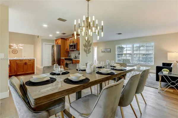 $5,400 | 1130 Northwest 78th Terrace, Plantation, FL 33322