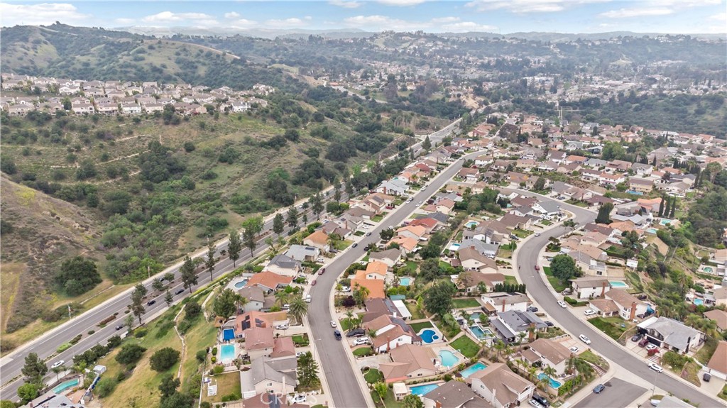 697 Farben Drive Diamond Bar, CA 91765 - Photo 8 of 54