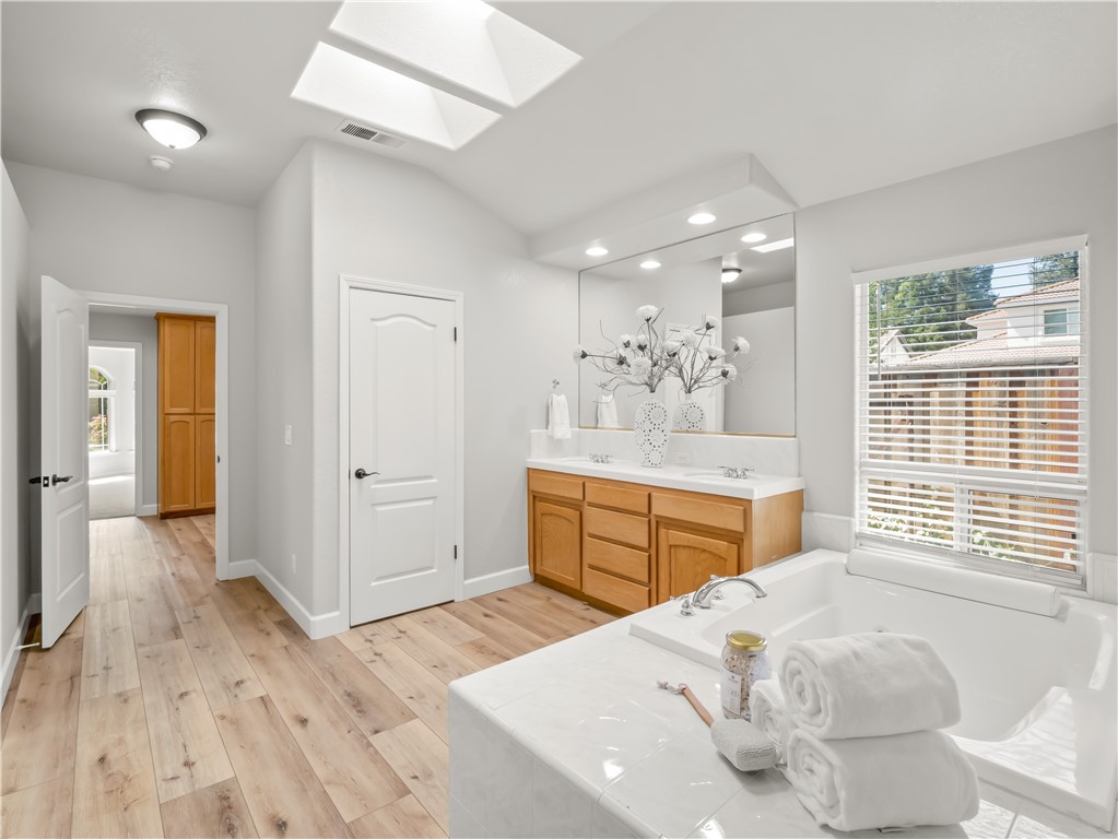 1582 East Revere Road Fresno, CA 93720 - Photo 29 of 49