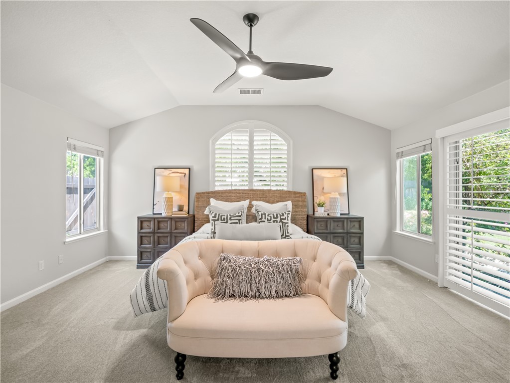 1582 East Revere Road Fresno, CA 93720 - Photo 31 of 49 Primary Bedroom