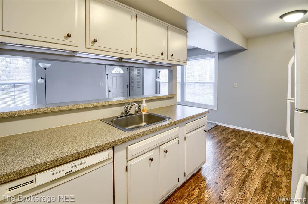 1468 Hunters Ridge Court Davison, MI 48423 - Photo 13 of 24