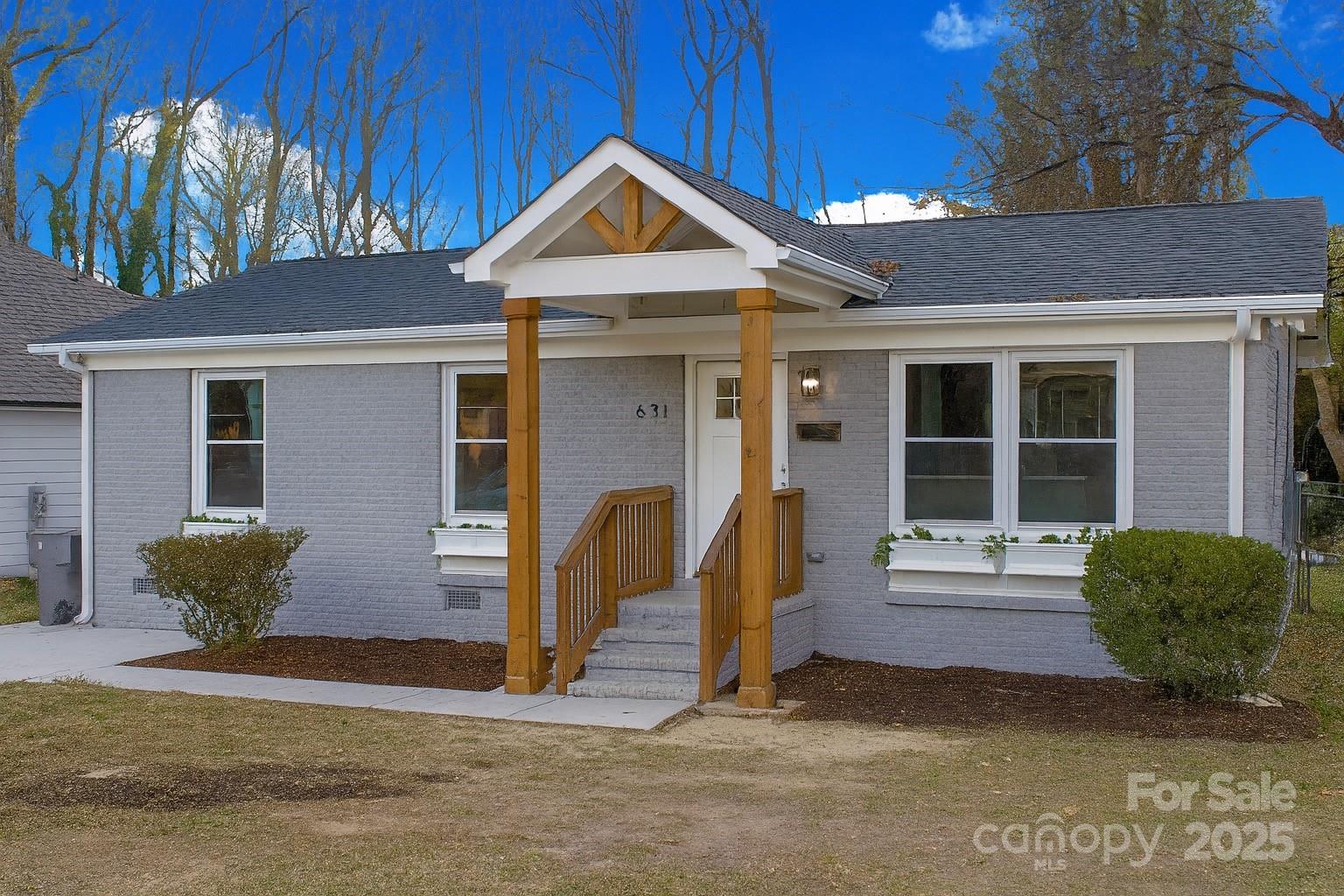 631 West Craighead Road Charlotte, NC 28206 - Photo 1 of 17 Gallery Image 1