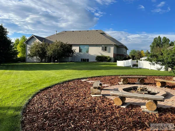 $999,990 | 626 Autumn Court, Rexburg, ID 83440