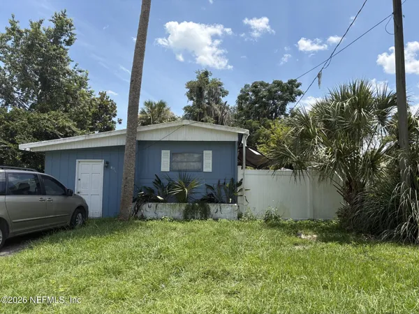 $70,000 | 139 Magnolia Street, Satsuma, FL 32189