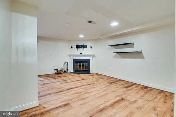 $3,000 | 5708 Heritage Crossing Court, Centreville, VA 20120