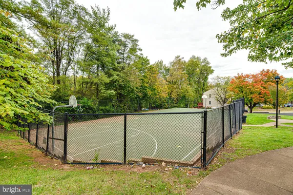 $3,000 | 5708 Heritage Crossing Court, Centreville, VA 20120