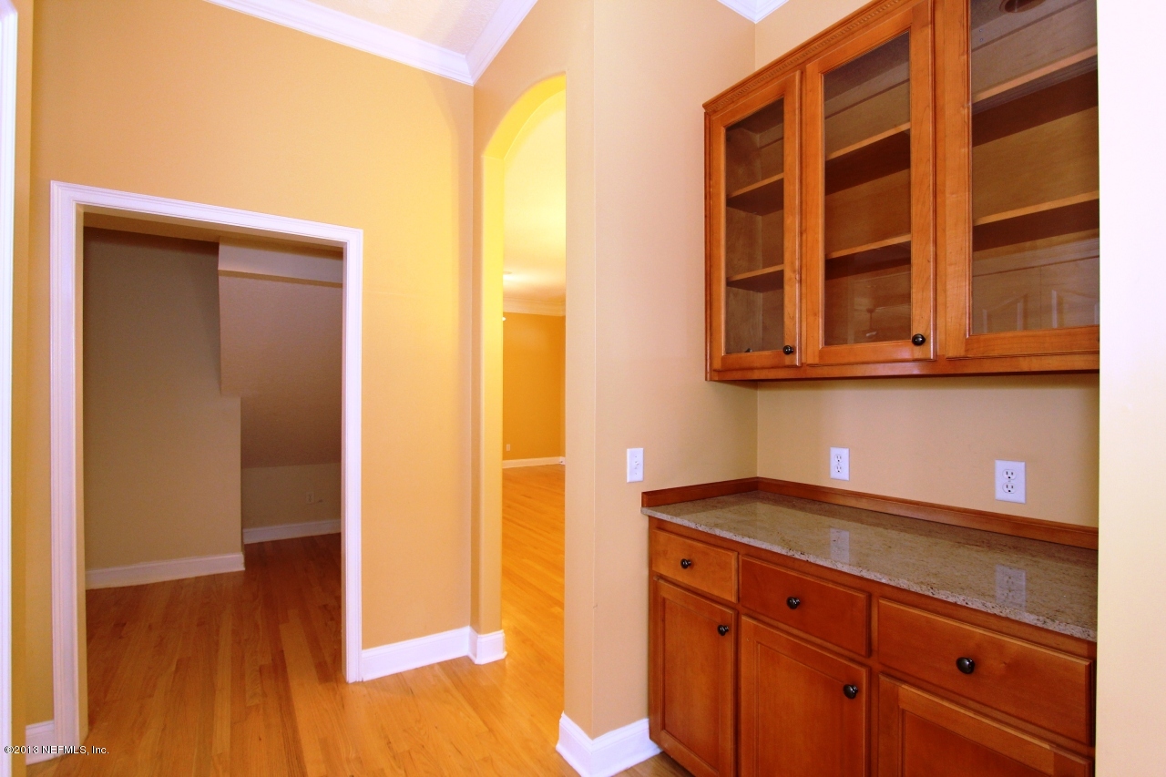 2932 Magnolia Road Orange Park, FL 32065 - Photo 26 of 109 Butlers Pantry