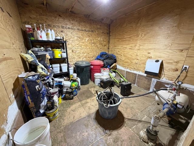 W9041 Airport Road Crivitz, WI 54114 - Photo 12 of 30