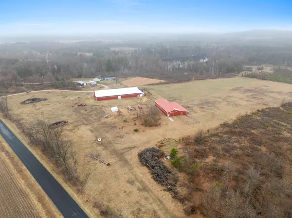 $749,900 | W9041 Airport Road, Crivitz, WI 54114