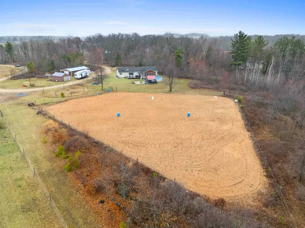 $749,900 | W9041 Airport Road, Crivitz, WI 54114