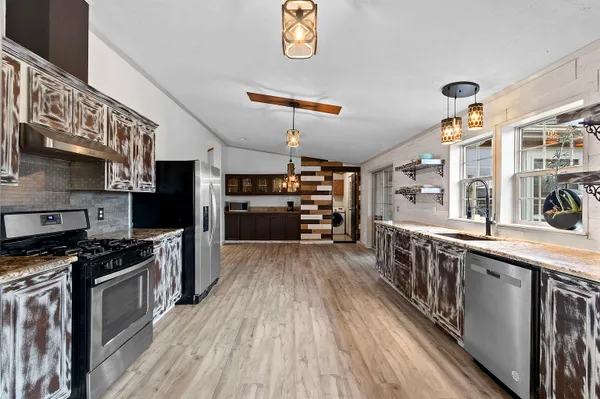 $749,900 | W9041 Airport Road, Crivitz, WI 54114