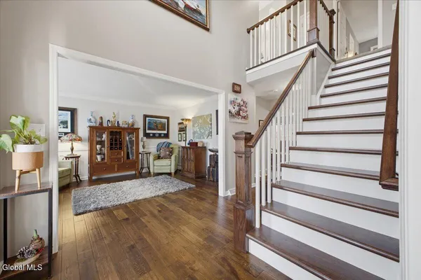 $599,000 | 8 Cathywood Court, Clifton Park, NY 12065