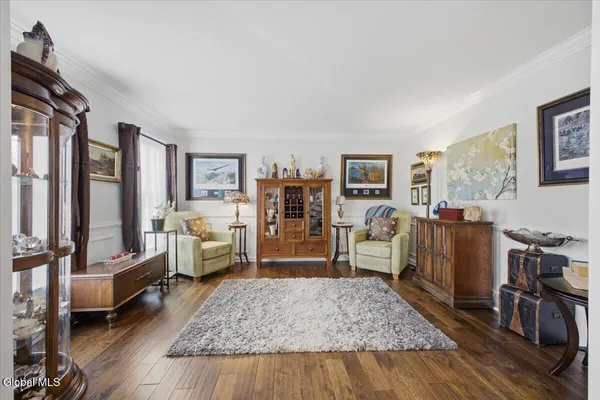 $599,000 | 8 Cathywood Court, Clifton Park, NY 12065