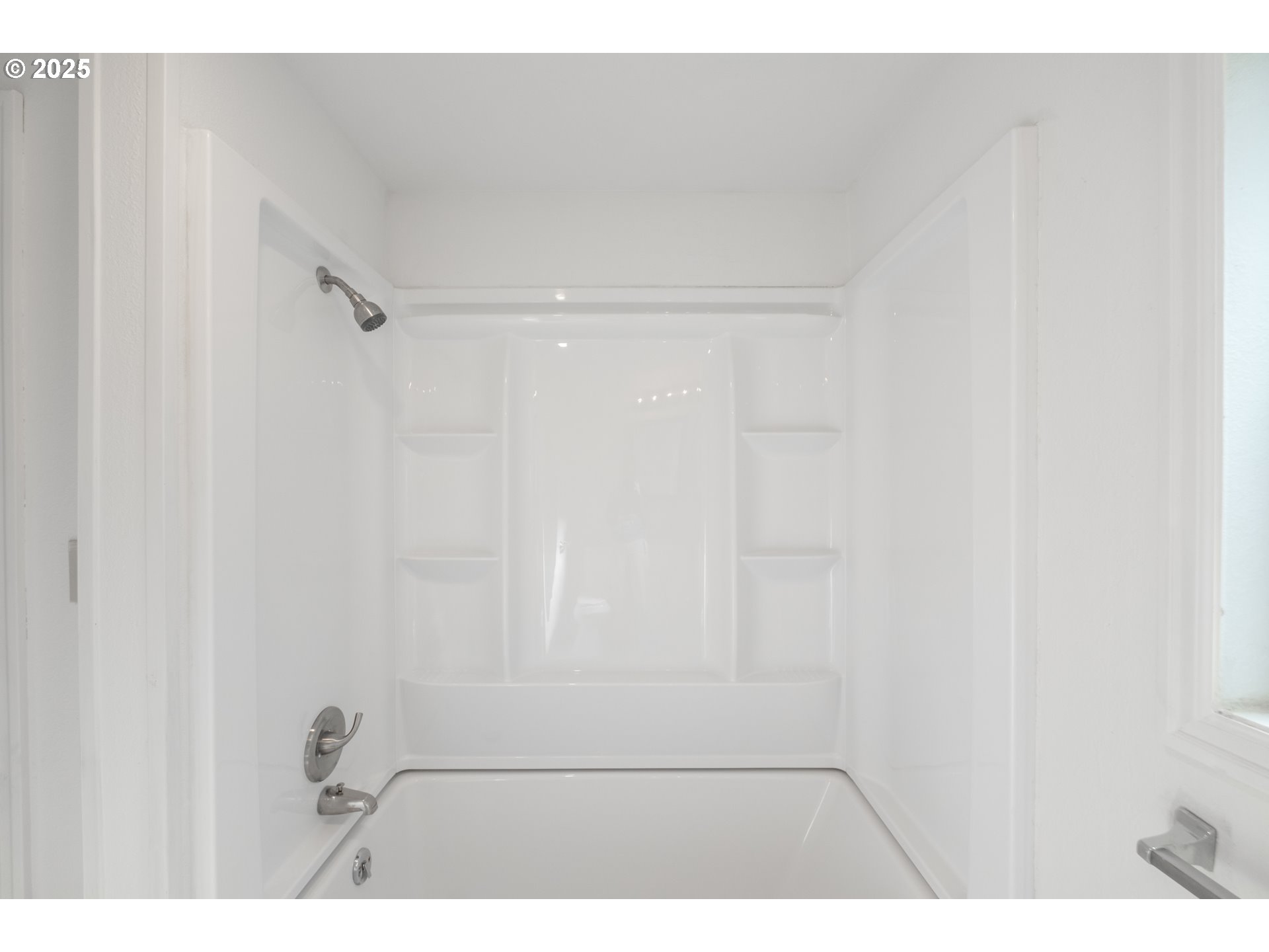 875 South 5th Street Lebanon, OR 97355 - Photo 19 of 35