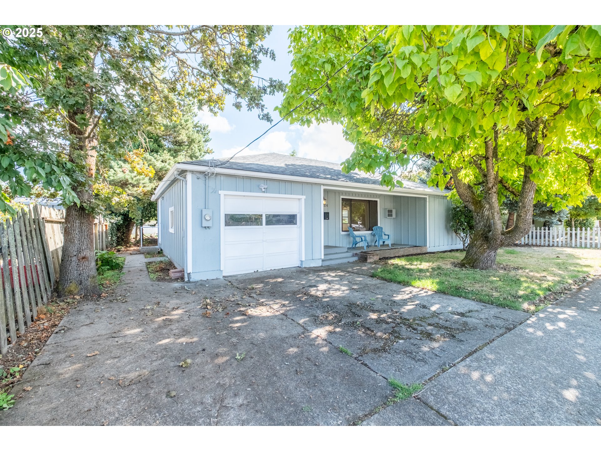 875 South 5th Street Lebanon, OR 97355 - Photo 2 of 35