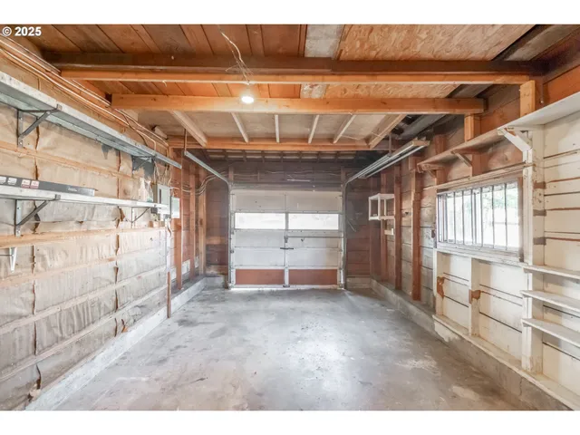 $319,000 | 875 South 5th Street, Lebanon, OR 97355