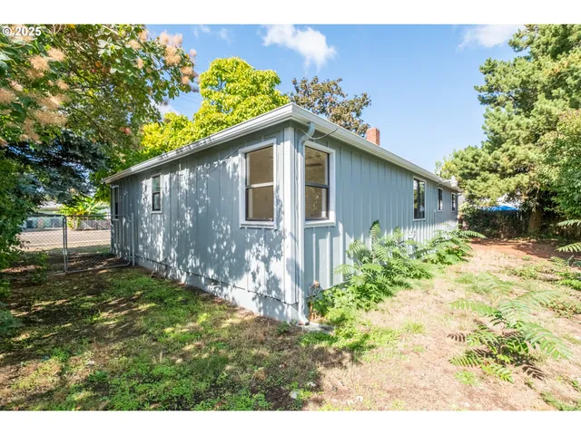 $319,000 | 875 South 5th Street, Lebanon, OR 97355