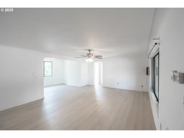 $319,000 | 875 South 5th Street, Lebanon, OR 97355