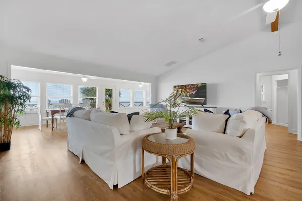 $1,200,000 | 1141 Alligator Drive, Alligator Point, FL 32346