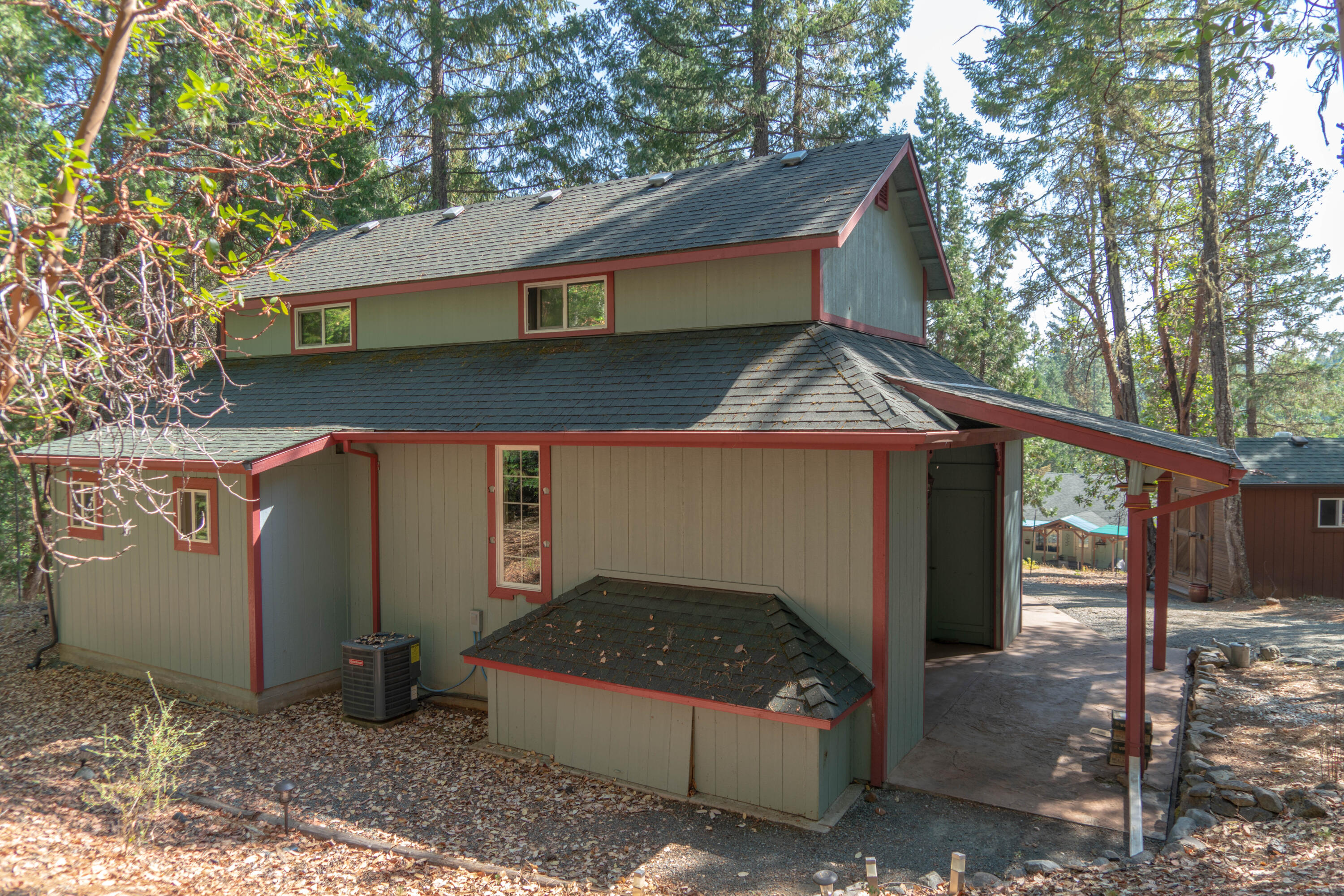 4179 Ditch Creek Road Rogue River, OR 97537 - Photo 36 of 50 Detached Living Space