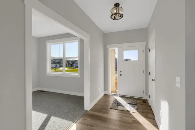 $839,900 | 635 Parkside Court, Eagan, MN 55123