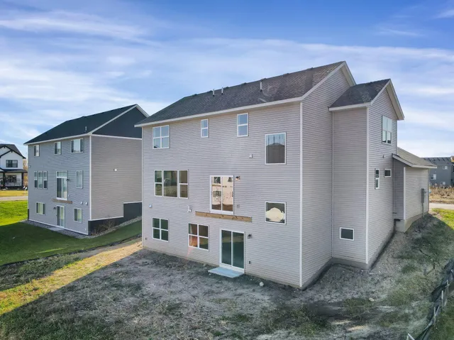 $839,900 | 635 Parkside Court, Eagan, MN 55123