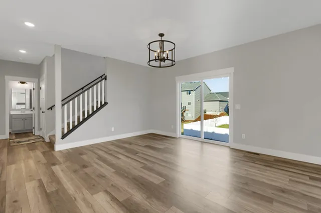 $839,900 | 635 Parkside Court, Eagan, MN 55123