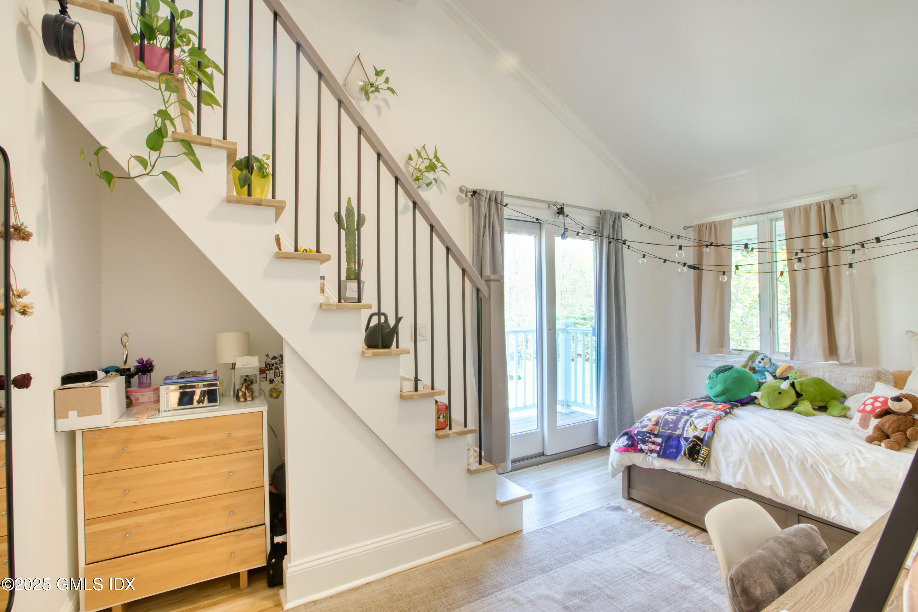 35 Dartmouth Road Cos Cob, CT 06807 - Photo 14 of 27 14