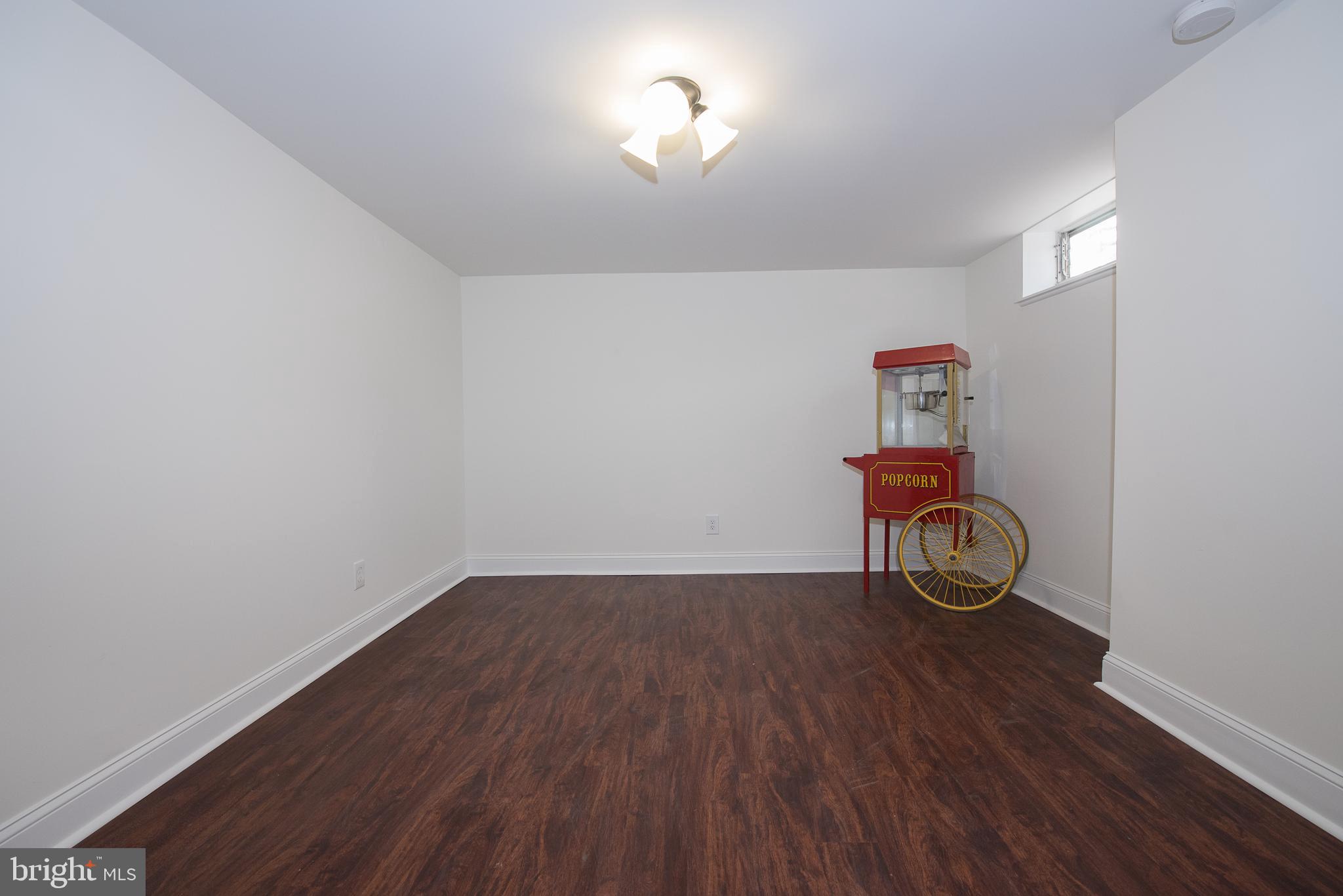 745 Bennington Road Folcroft, PA 19032 - Photo 29 of 31