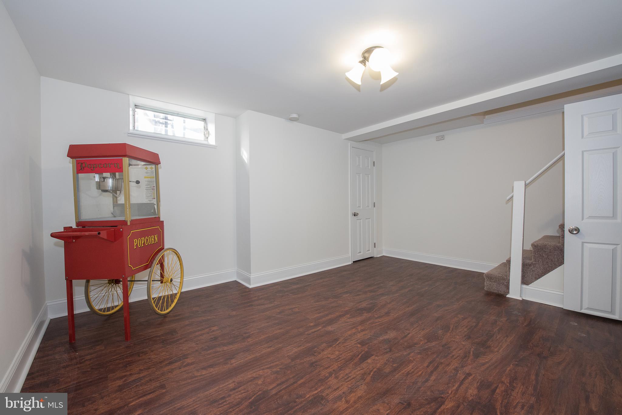 745 Bennington Road Folcroft, PA 19032 - Photo 30 of 31