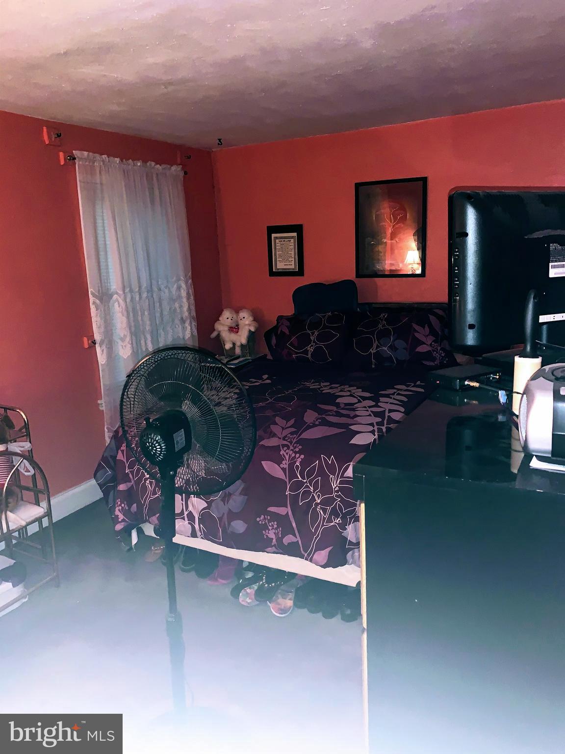 1041 Ironside Road Camden, NJ 08104 - Photo 16 of 40 Gallery Image 16