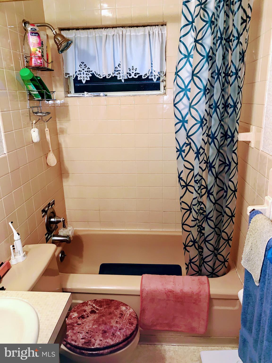 1041 Ironside Road Camden, NJ 08104 - Photo 21 of 40 Gallery Image 21