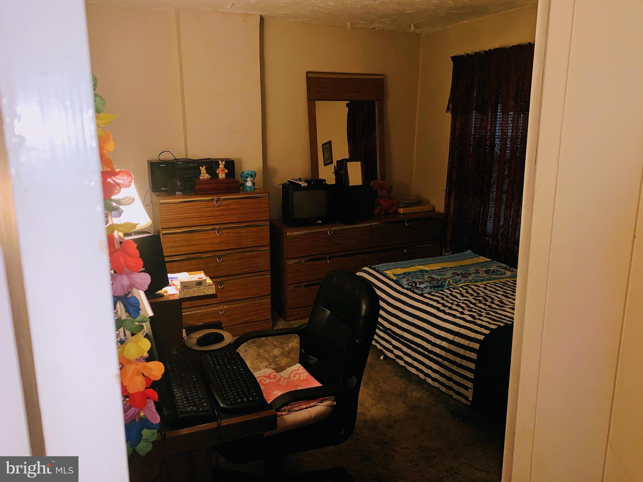 1041 Ironside Road Camden, NJ 08104 - Photo 24 of 40 Gallery Image 24