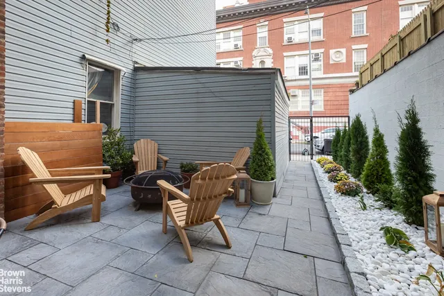 $2,850,000 | 317 Manhattan Avenue | Williamsburg