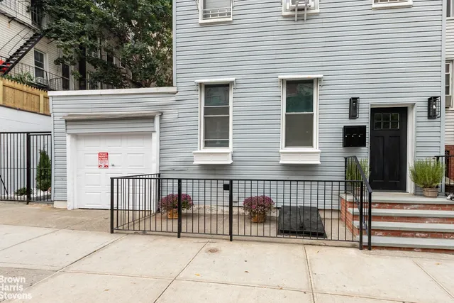 $2,850,000 | 317 Manhattan Avenue | Williamsburg