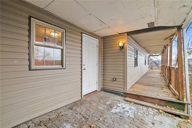 a view of a entryway of a house