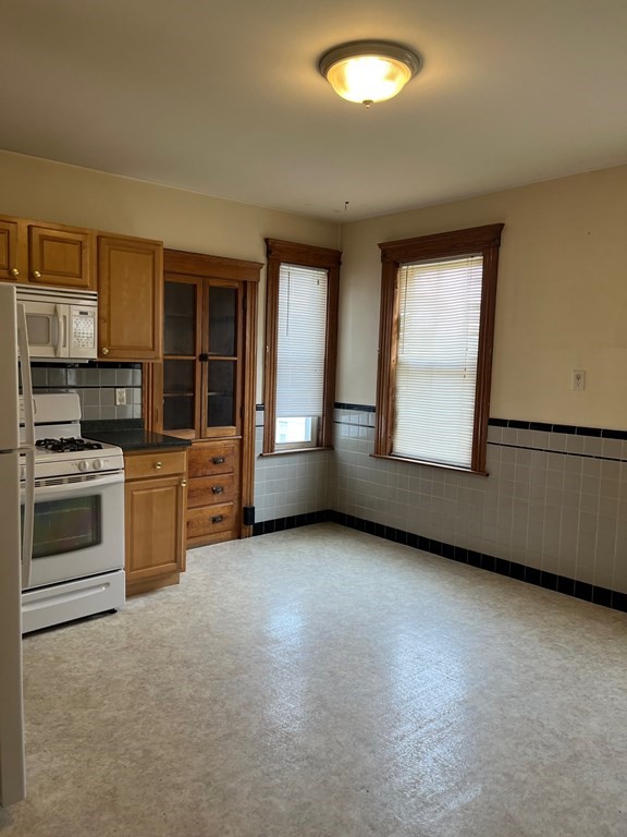19 Tatman Street Worcester, MA 01607 - Photo 23 of 30 Gallery Image 23