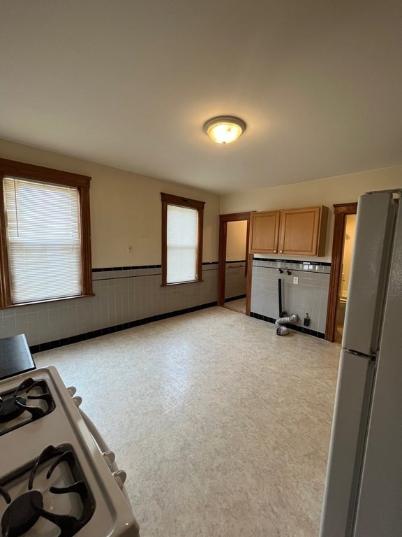 19 Tatman Street Worcester, MA 01607 - Photo 10 of 30 Gallery Image 10