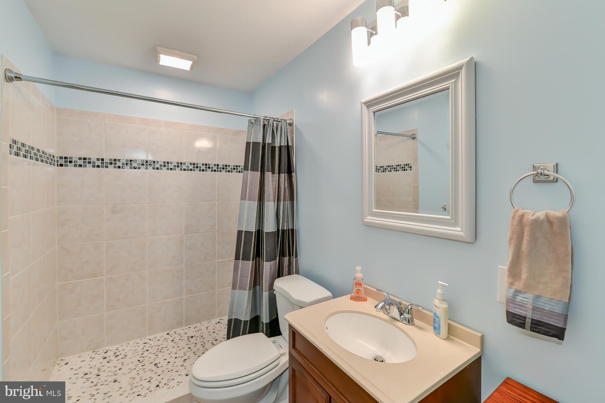 2107 Artillery Road Frederick, MD 21702 - Photo 22 of 27 Bath