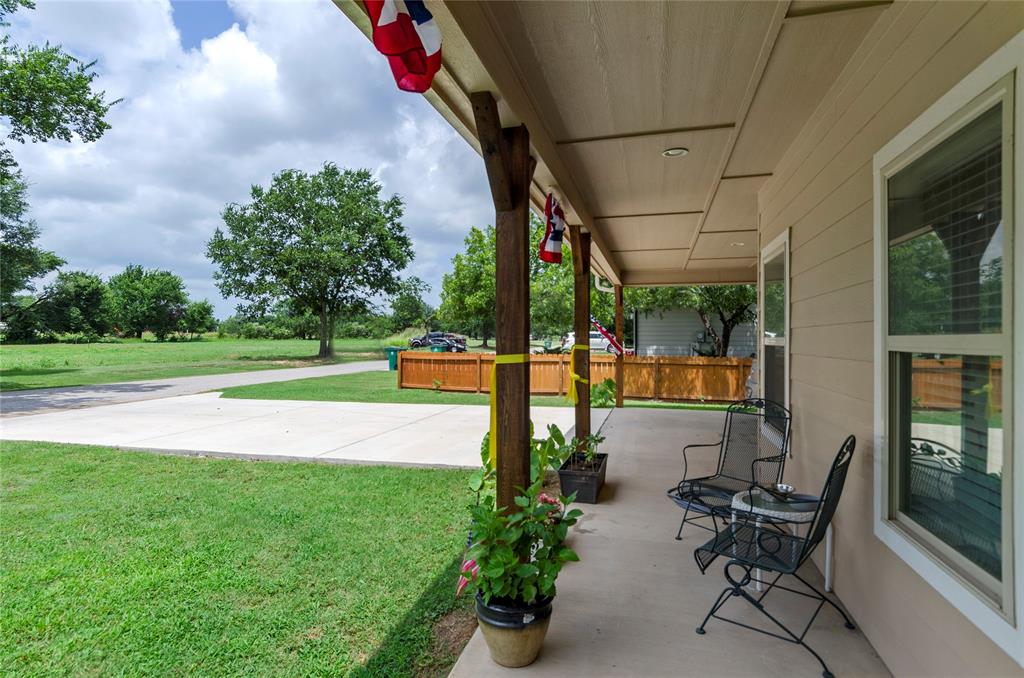 114 Ash Street Paradise, TX 76073 - Photo 19 of 40