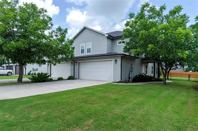 $1,995,000 | 114 Ash Street, Paradise, TX 76073