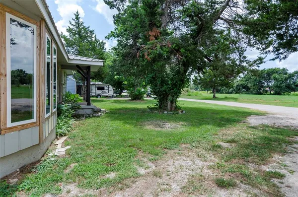 $1,995,000 | 114 Ash Street, Paradise, TX 76073