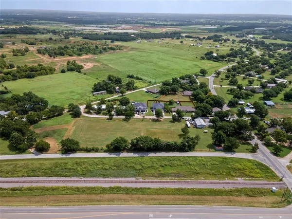 $1,995,000 | 114 Ash Street, Paradise, TX 76073