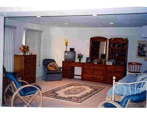 175 Nobscot Road, Unit 175 Sudbury, MA 01776 - Photo 18 of 19 Gallery Image 18