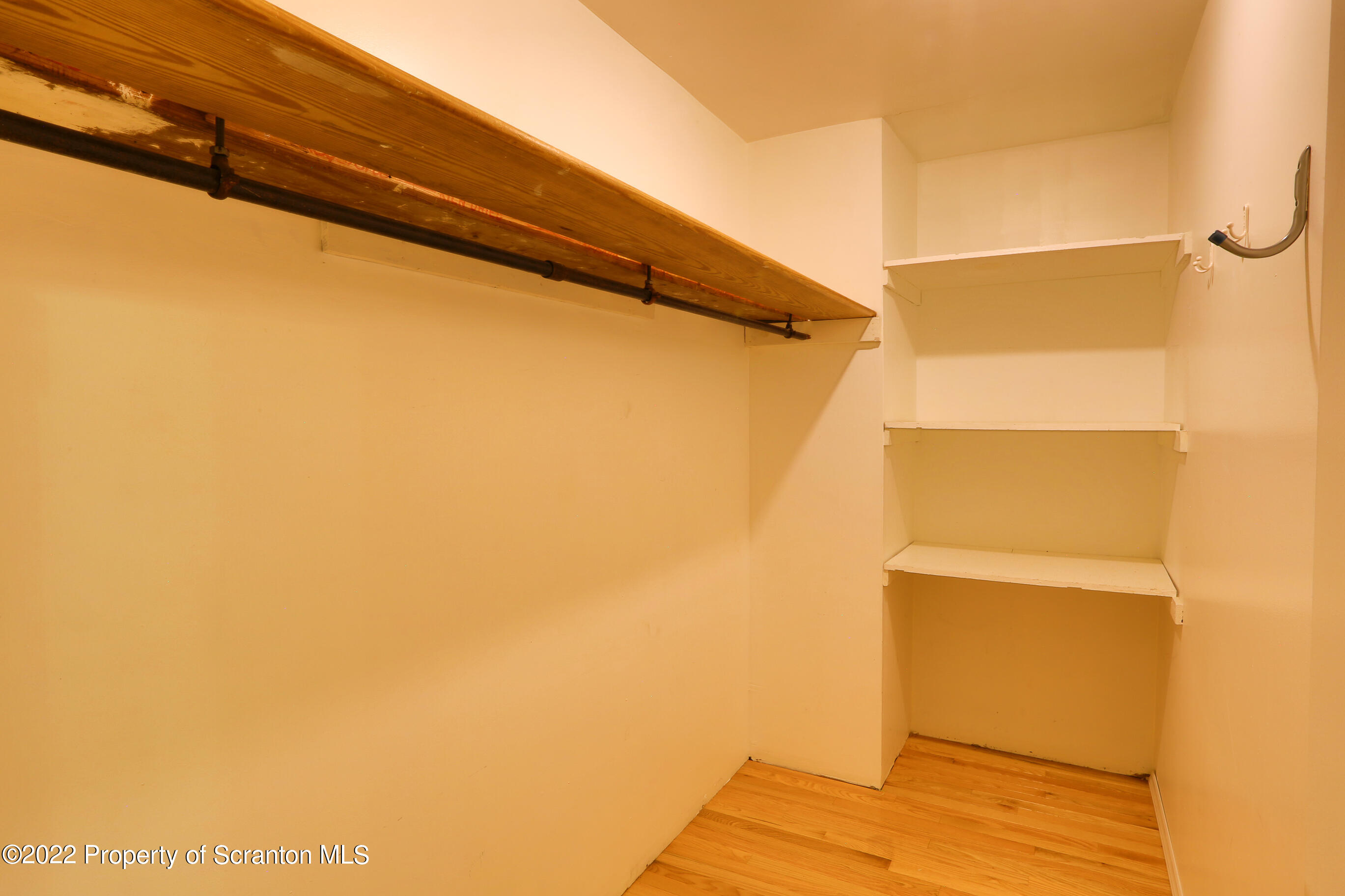 2725 Scott Road Mountain Top, PA 18707 - Photo 12 of 50 Gallery Image 12