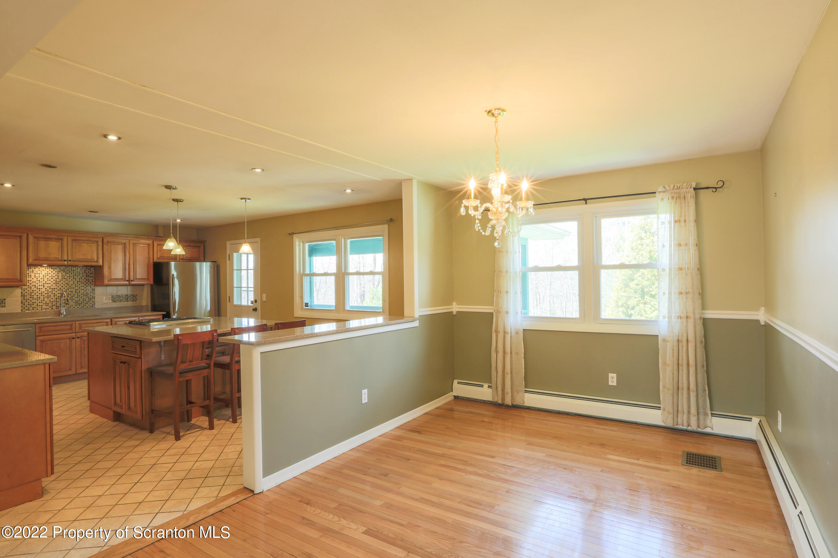 2725 Scott Road Mountain Top, PA 18707 - Photo 6 of 50 Gallery Image 6